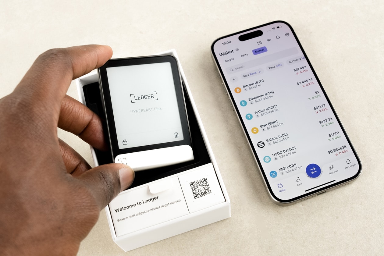ledger flex crypto currency wallet Security Key app recovery system ai e-ink touchscreen asset unboxing video