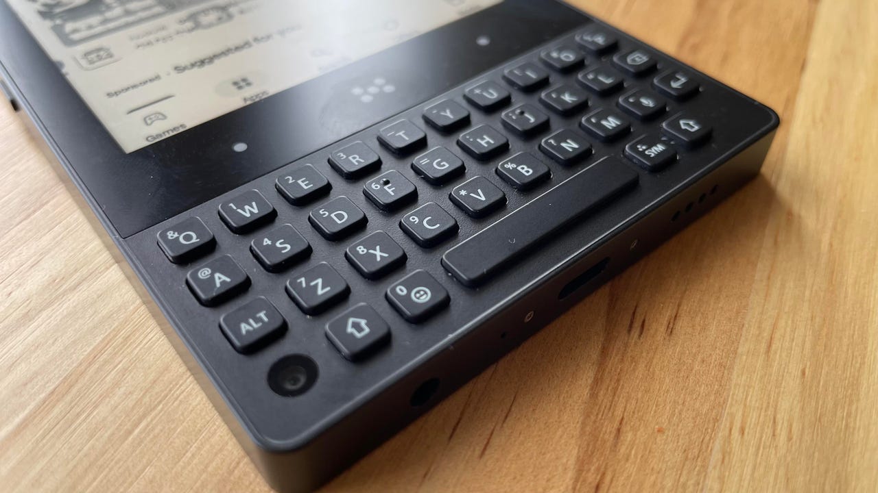 Minimal Phone