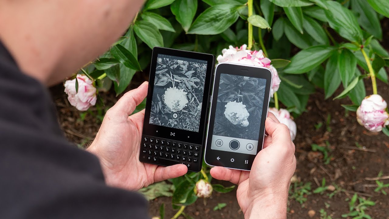 How good is an E Ink phone camera? Minimal Phone vs Mudita Kompakt camera comparison - YouTube