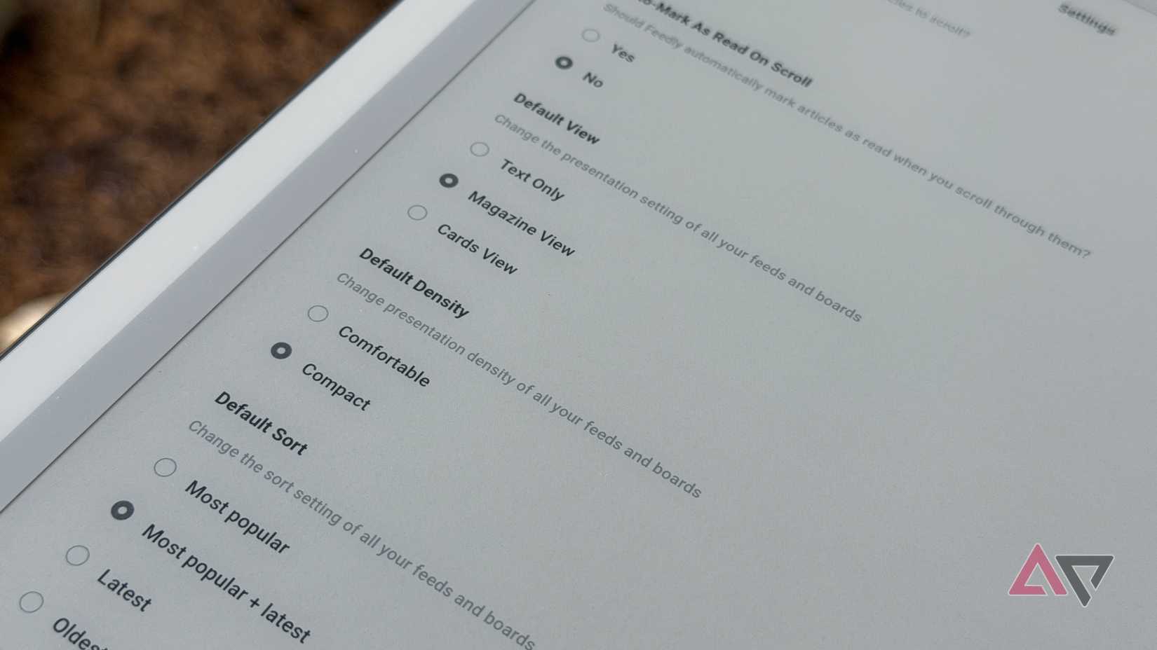 Feedly settings display on the Onyx Boox Go 10.3