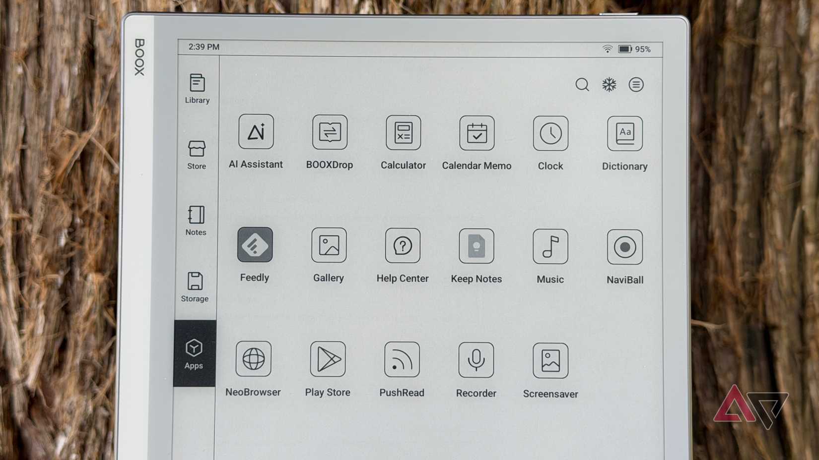 Feedly app listed on the Onyx Boox Go 10.3